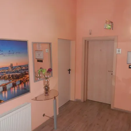 Relax Hotel-ludwigshafen Hotell