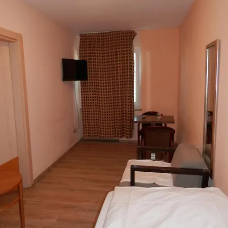 Szálloda Relax Hotel-ludwigshafen
