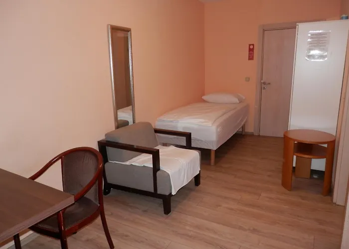 Relax Hotel-ludwigshafen فندق *